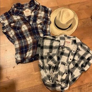 2 Mossimo button up silky light flannel ss tops S